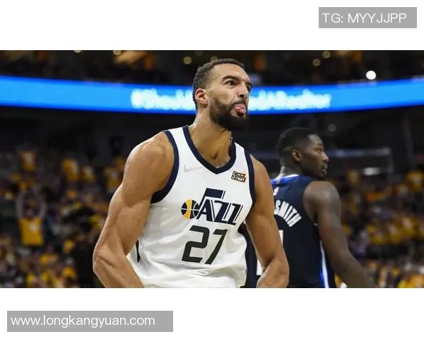 戴森丹尼尔斯的崛起之路：从青涩新星到篮球场上的璀璨明珠