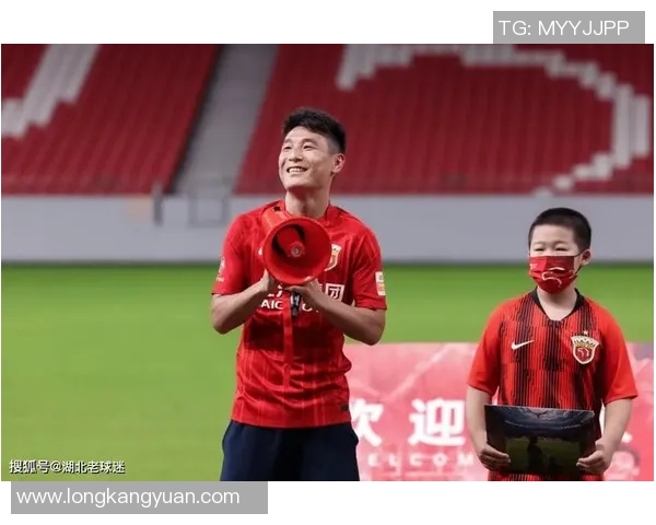 多哈萨德与利雅得纳的巅峰对决引发球迷热议与期待