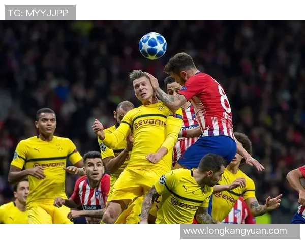 多特蒙德球迷引发骚乱欧冠客场禁赛三场并罚款50万欧元