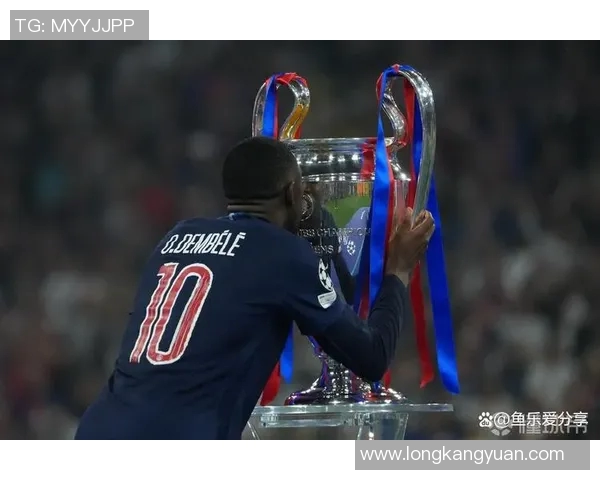 法国队核心阵容逐步确立以奥利塞和姆巴佩为中心构建新战术体系