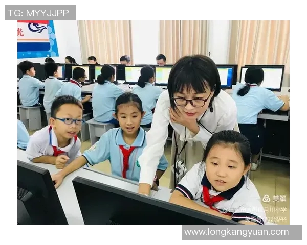 杨家学校足球比赛精彩直播视频回顾与精彩瞬间分享