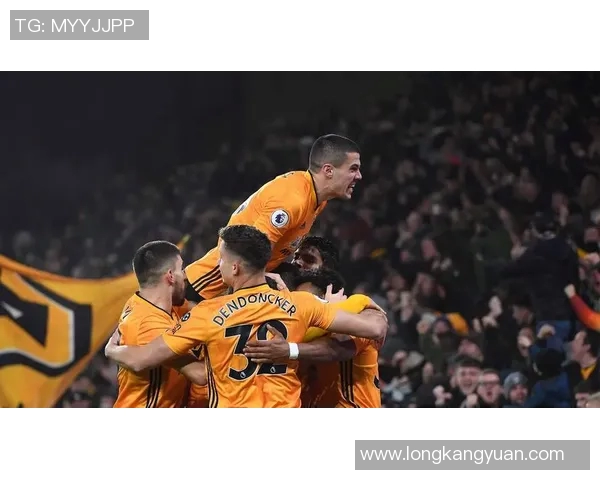 狼队与曼城激战正酣直播全程回顾精彩瞬间与战术分析 狼队与曼城激战正酣直播全程回顾精彩瞬间与战术分析